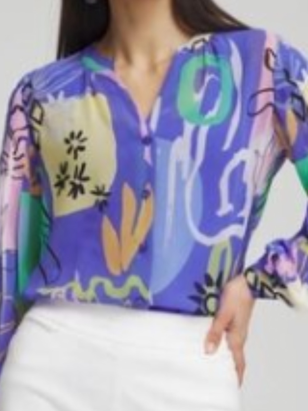 Chico's multi-color Abstract Print Button-Front Blouse
Chicos Sz 2 = US L
12-14